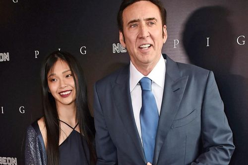 Tài tử Nicolas Cage lần đầu xuất hiện cùng vợ trên thảm đỏ
