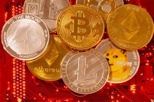 Hong Kong bắt giữ 4 người vì rửa tiền điện tử