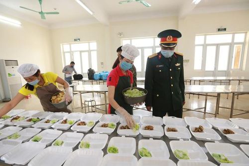 Bảo đảm an toàn thực phẩm tại khu công nghiệp, khu cách ly