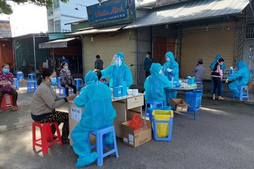 Khẩn trương xét nghiệm Covid-19 cho người lao động ở Đồng Nai