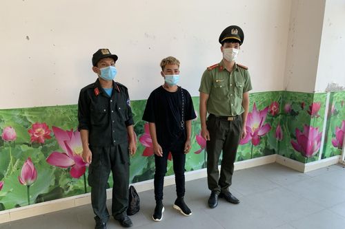 Tổ chức cho người khác xuất cảnh trái phép, một đối tượng bị khởi tố