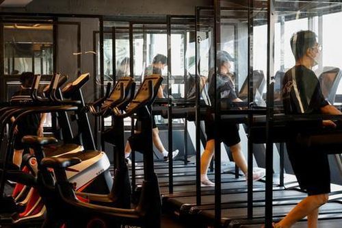 Vì sao Soeul cấm người tập gym được đổ mồ hôi