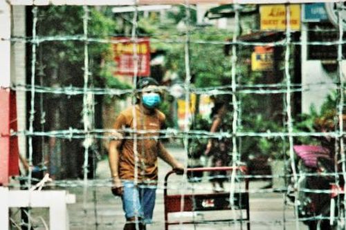 Phố Tây Sài Gòn tự phong tỏa thành pháo đài chống COVID-19