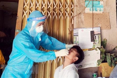 Nghệ An: 'Chặt đứt' nguồn lây SARS-CoV-2 tại bản vùng cao Chằm Puông