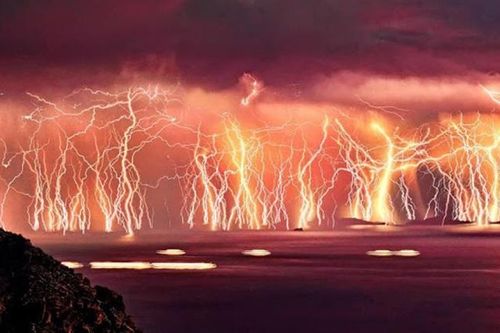 Bí ẩn vùng đất bị 'trời hành': Một năm 260 ngày, một đêm 10h sét đánh trắng trời