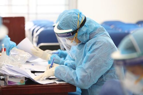 Hà Nội: Ghi nhận thêm 3 ca dương tính với SARS-CoV-2 trong cùng một gia đình ở Quốc Oai