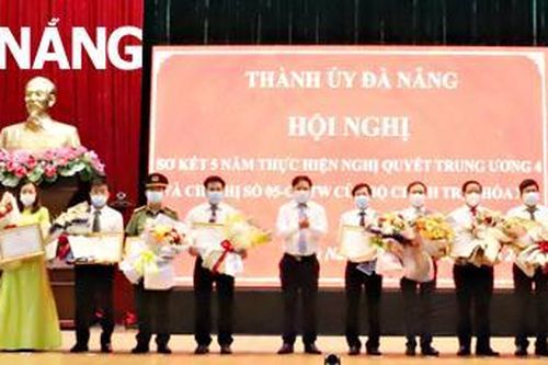 Phát huy vai trò nêu gương