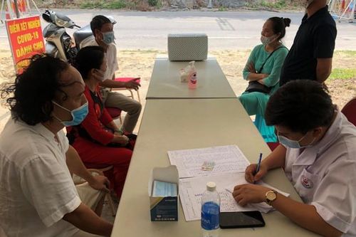 Vĩnh Phúc: Tam Đảo giám sát y tế chặt chẽ các trường hợp về từ vùng dịch