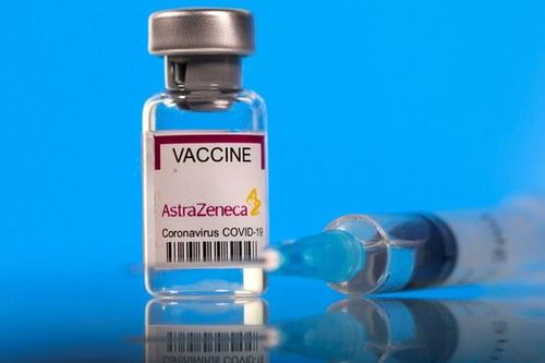 Hơn 900 nghìn liều vaccine COVID-19 AstraZeneca về Việt Nam