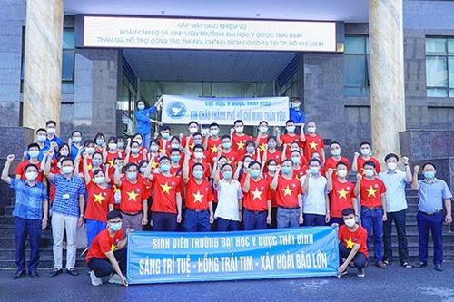 Đại học Y Dược Thái Bình lên đường hỗ trợ các tỉnh phía Nam chống dịch