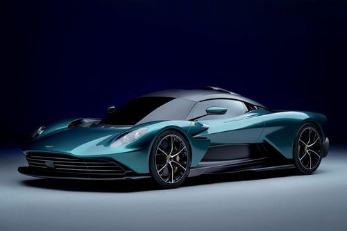 Siêu xe Aston Martin Valhalla chốt thông số chính thức