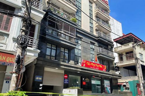 Hà Đông: Phong tỏa và lấy mẫu xét nghiệm cho cư dân chung cư Westa
