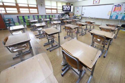 Người dân Hàn Quốc phản đối dịch vụ trông trẻ sau giờ học