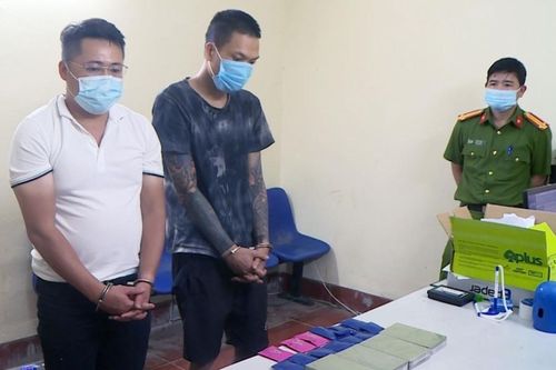 Điều dưỡng bệnh viện đa khoa bị bắt khi đang mang ma túy đi tiêu thụ