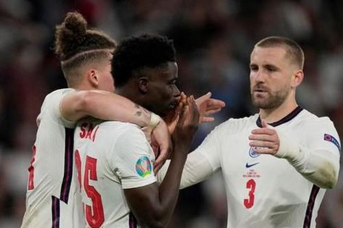 Bukayo Saka chia sẻ tâm thư sau những ngày 'trốn' mạng xã hội vì phân biệt chủng tộc