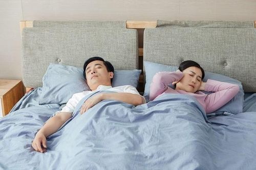 Hạnh phúc hơn nhờ vợ chồng thường xuyên... ngủ riêng