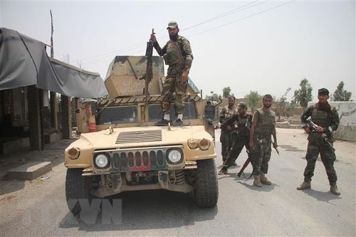 Quân chính phủ Afghanistan tìm cách giành lại cửa khẩu từ tay Taliban