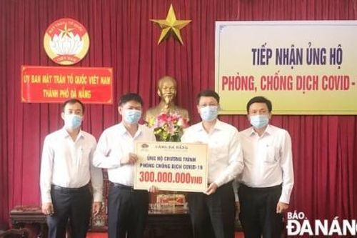 Mặt trận thành phố hỗ trợ 1,5 tỷ đồng cho người dân gặp khó khăn do Covid-19