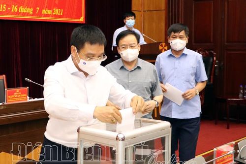Phấn đấu hoàn thành toàn diện các mục tiêu phát triển và nhiệm vụ chính trị năm 2021