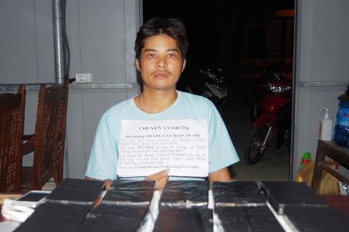 Điện Biên bắt đối tượng vận chuyển 10 bánh heroinTin khácSáng mãi ngọn lửa thanh niên xung phongGia đình nhiều thế hệ: Lưu giữ, phát huy các giá trị văn hóa truyền thống