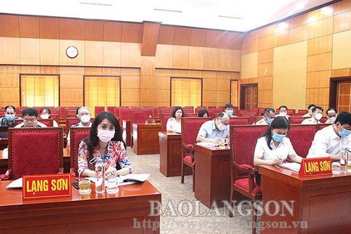 Triển khai nhiệm vụ tài chính-ngân sách nhà nước 6 tháng cuối năm: Kiên định thực hiện thắng lợi mục tiêu 'kép'Tin khácSáng mãi ngọn lửa thanh niên xung phongGia đình nhiều thế hệ: Lưu giữ, phát huy các giá trị văn hóa truyền thống