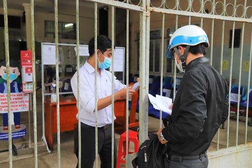 Bảo Lộc: Tăng cường các biện pháp phòng chống dịch Covid-19 tại các bộ phận một cửa