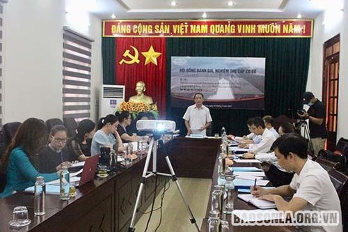 Nghiệm thu Đề tài 'Nghiên cứu và phát huy giá trị di sản văn hóa thời Tiền - Sơ sử vùng lòng hồ thủy điện Hòa Bình'