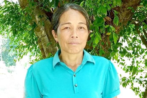 Đi đầu trong phong trào hiến đất