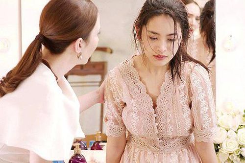 Sát ngày cưới thì bố đẻ bị tai nạn, cô dâu tuyên bố 'giải tán' sau lời vùng vằng từ phía chú rể: 'Nhà em lúc nào cũng lắm chuyện'