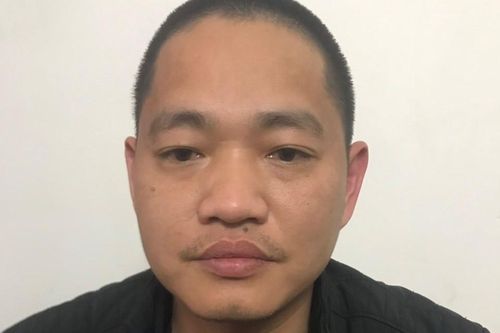Trưởng 'Hàng' và đàn em bị truy tố