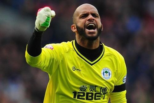 Al Habsi - từ lính cứu hỏa Oman đến người gác đền Premier League