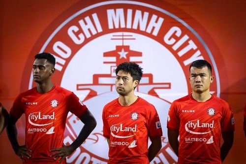 V.League hoãn sang năm 2022 và những hệ lụy với các CLB