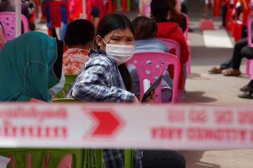 Lãnh đạo y tế Campuchia: Chúng ta đang bên bờ thảm họa y tế