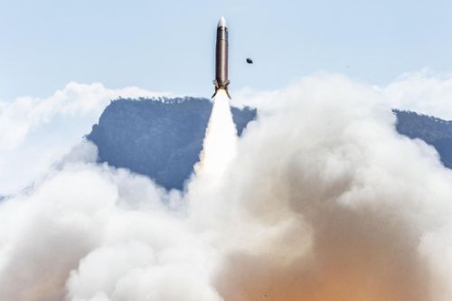 Mỹ lần đầu bắn thử tên lửa Patriot ở Australia