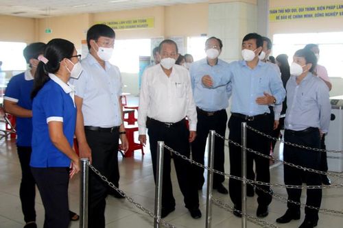 Phó Thủ tướng Thường trực Trương Hòa Bình kiểm tra công tác phòng, chống dịch Covid-19 tại Đồng Tháp