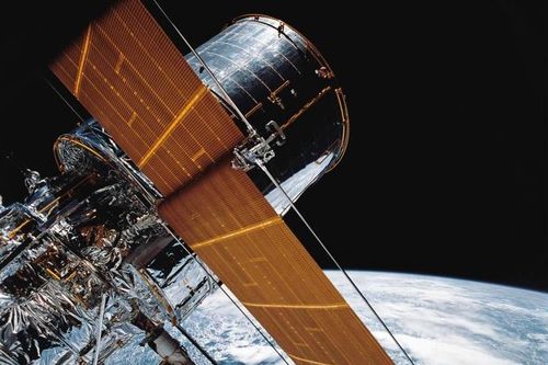Kính viễn vọng Hubble được sửa chữa sau nhiều tháng ngừng hoạt động