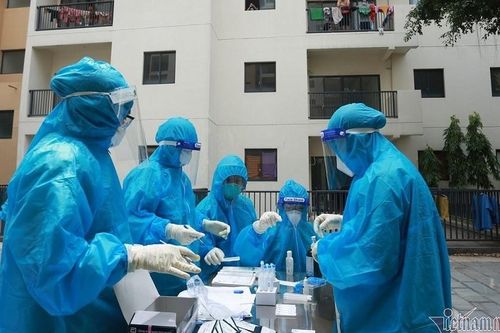 Bên trong khu điều trị bệnh nhân Covid-19 nặng và Bệnh viện dã chiến hơn 4.000 bệnh nhân ở TP. Hồ Chí Minh