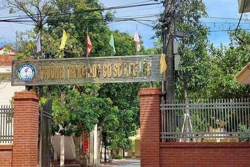 Chánh Thanh tra Sở Giáo dục Thanh Hóa lên tiếng vụ 40 giáo viên sửa điểm của học sinh