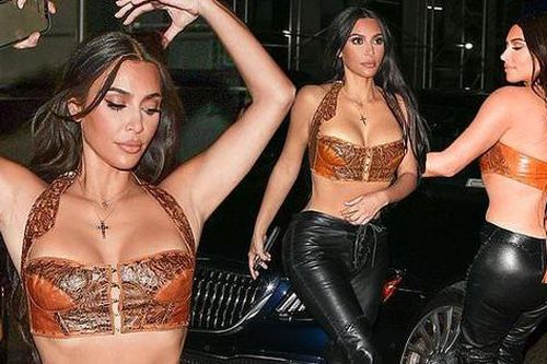 Kim Kardashian khoe ngực đầy 'nóng mắt' trên phố