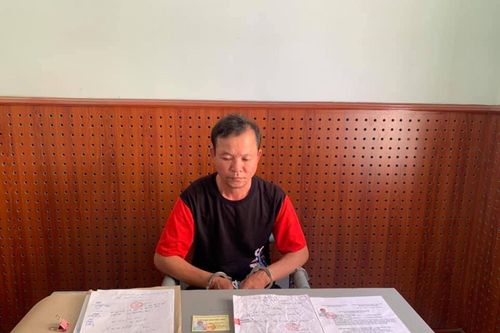 Giả danh cán bộ trung tâm khuyết tật đi xin tiền 'nướng' chiếu bạc