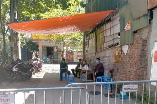 Duy trì phong tỏa tại khu vực có 2 ca mắc Covid-19 trên địa bàn phường Mỹ Đình 1