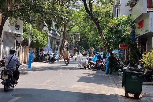 Phong tỏa số nhà 132 Bùi Thị Xuân, quận Hai Bà Trưng