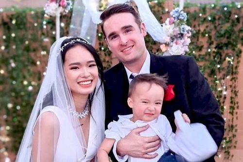 Chuyện tình qua app hẹn hò của cô gái Việt và chồng Mỹ