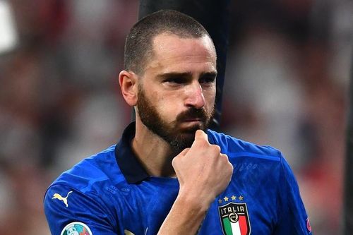 Bonucci nhắc tuyển Anh ăn thêm mỳ ống