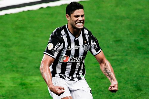 Hulk dứt điểm chéo góc quyết định trận đấu
