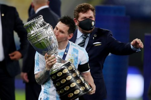 Chờ Messi ở mùa giải mới