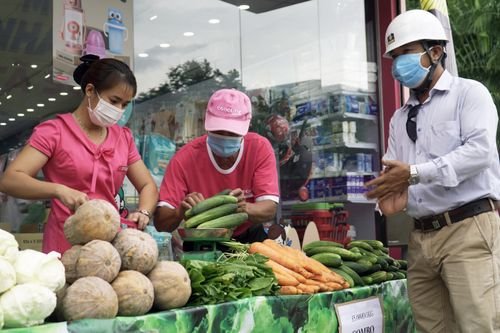 Con Cưng, Guardian bắt đầu bán rau