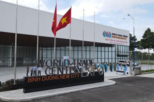 Bình Dương: Bệnh viện dã chiến 1.500 giường điều trị bệnh nhân Covid-19 chính thức hoạt động