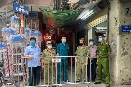 Bước đầu xác định một số trường hợp F1, F2 liên quan 2 ca bệnh Covid-19 tại phường Thanh Nhàn, quận Hai Bà Trưng