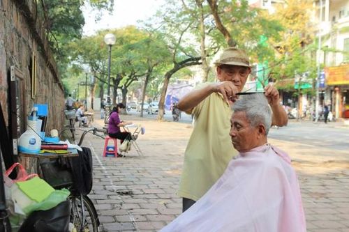 Lao động tự do làm nghề cắt tóc có được hỗ trợ không?